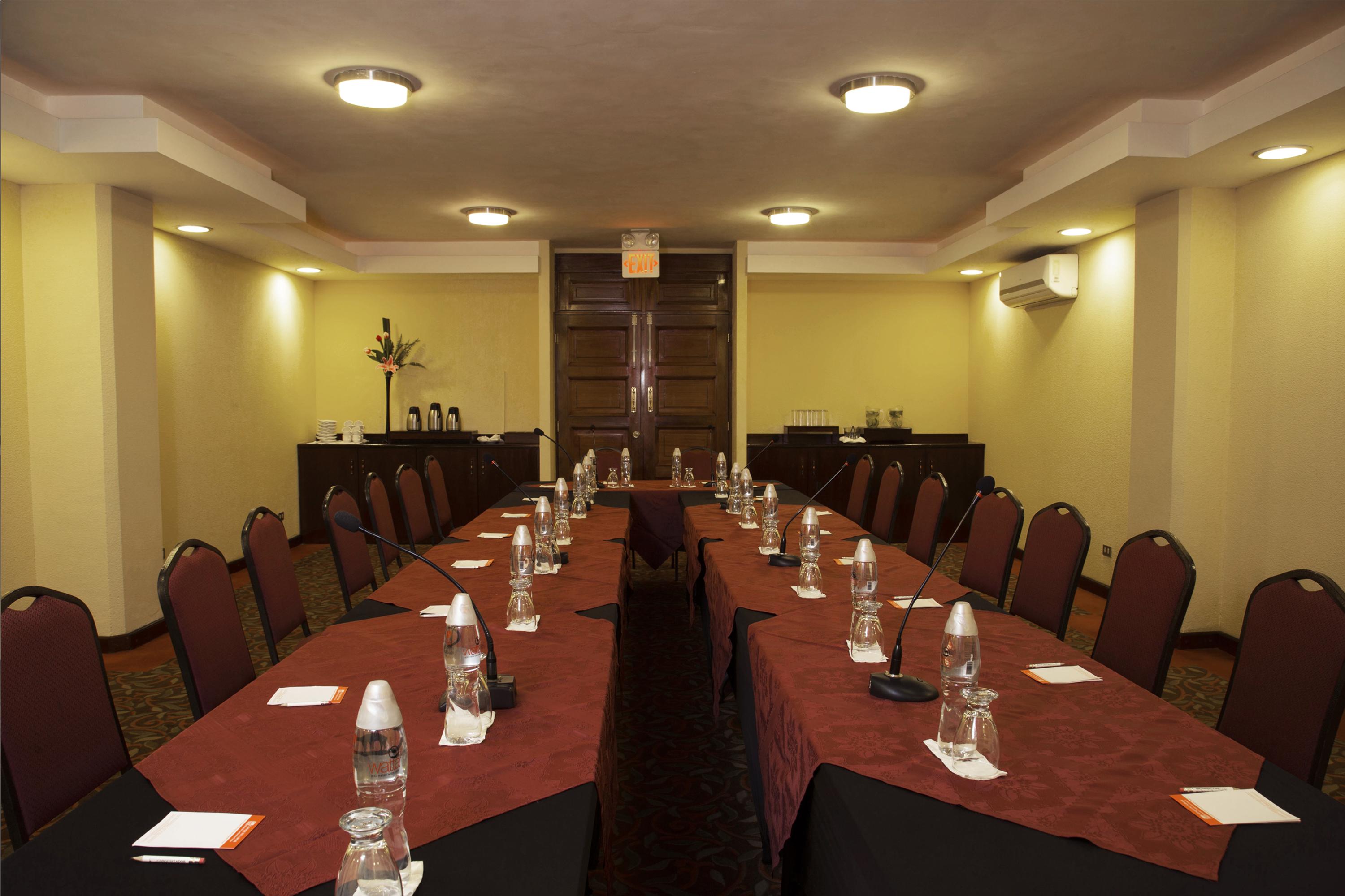 גואטמלה Conquistador Hotel & Conference Center מראה חיצוני תמונה
